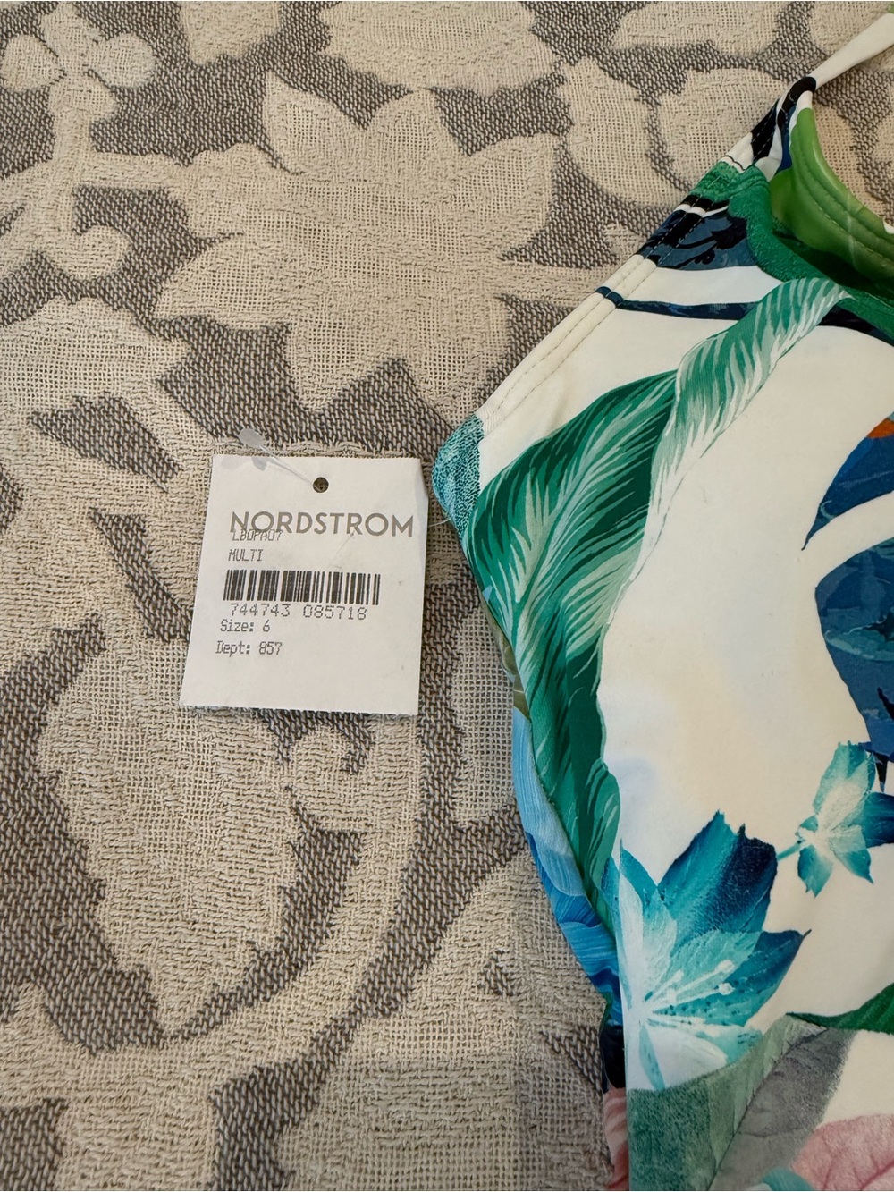 NWT La Blanca Tropical One Piece Bathing Suit Size 6 - Picture 6 of 11